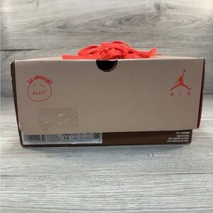 Jordan Retro x Travis Scott British Khaki Size 1
